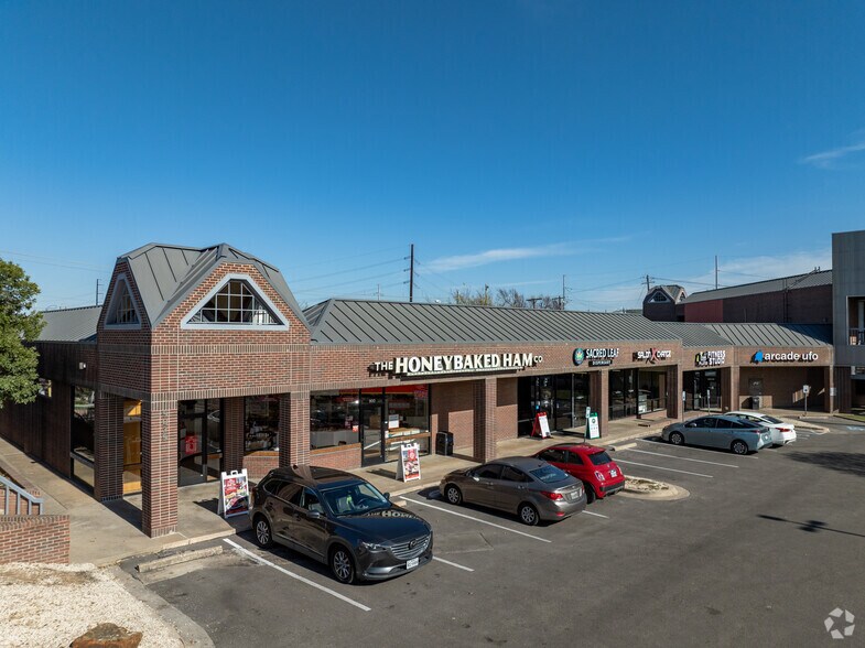 More Photos Of 9025-9041 Research Blvd, Austin Unknown For Lease