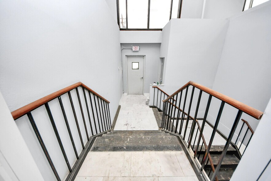 More Photos Of 1100 Jackson St, Richmond Freestanding For Sale