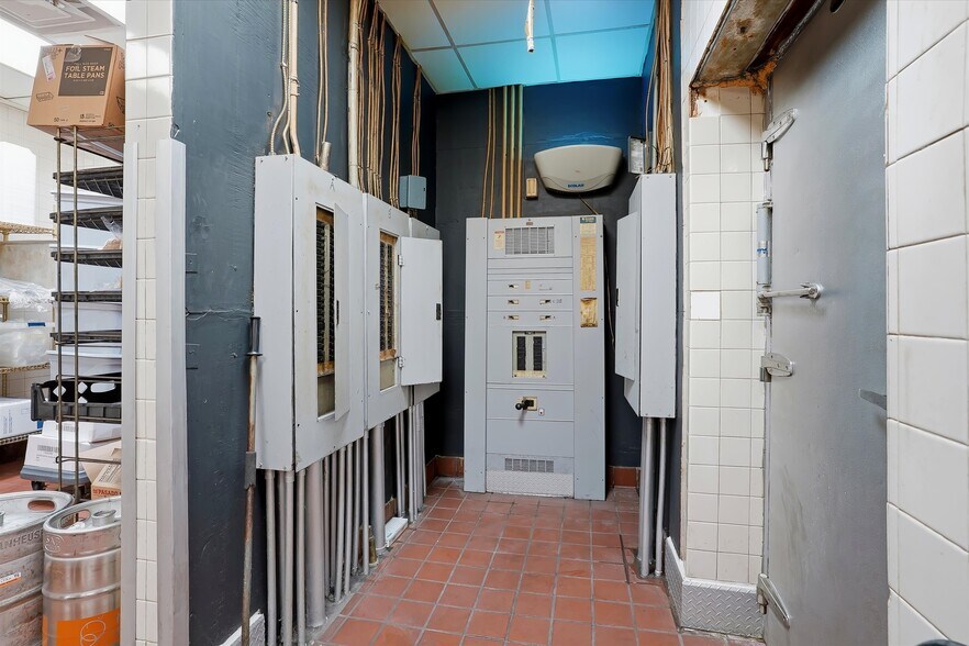 More Photos Of 3584 Parkway, Sevierville Restaurant For Lease