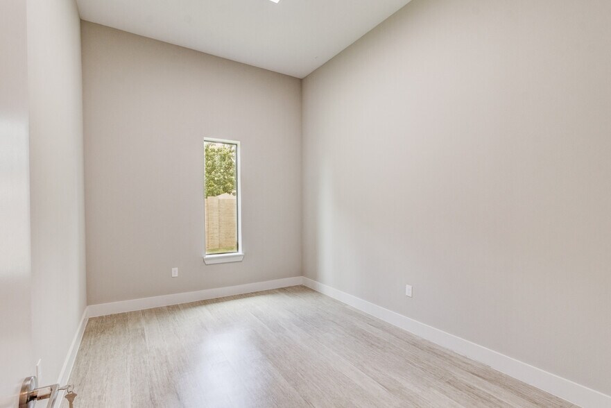 More Photos Of 1698 Keller Pky, Keller Office For Lease