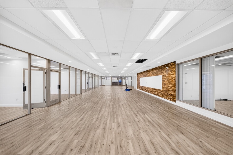 More Photos Of 18071 Fitch, Irvine Showroom For Sale
