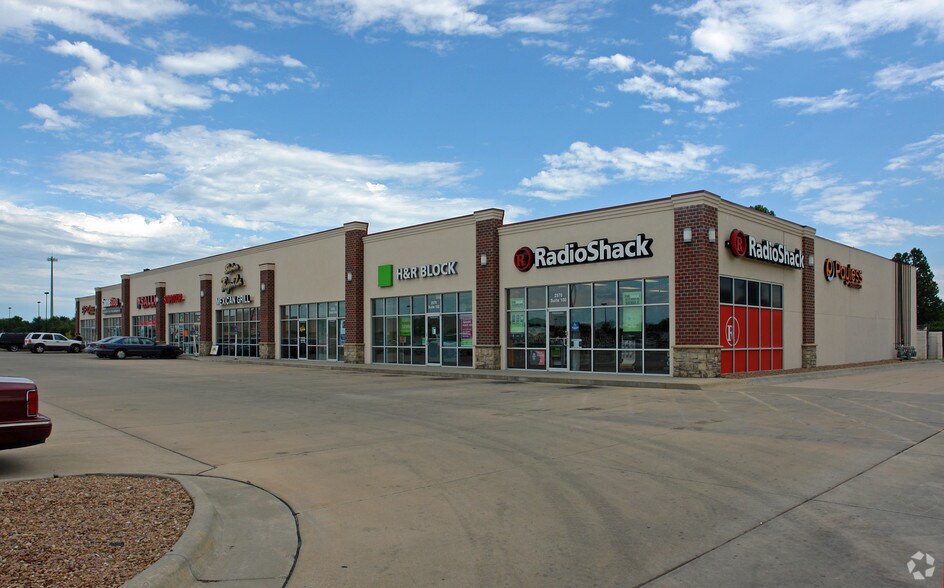 Primary Photo Of 2570 S Broadway, Wichita General Retail For Lease