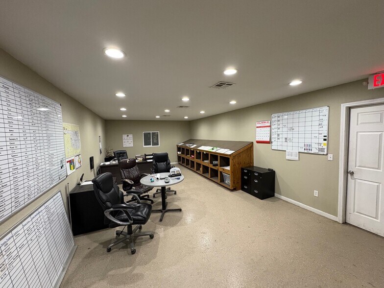 More Photos Of 10912 S 264th Ave E, Coweta Warehouse For Sale