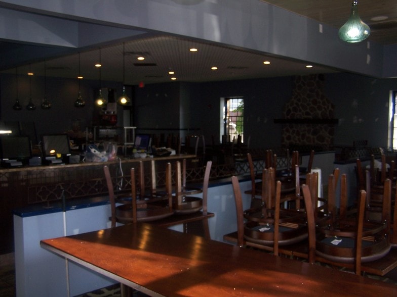 More Photos Of 14 S Main St, Pittsford Storefront Retail Office For Lease