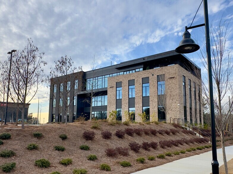 More Photos Of 11520 Davis Dr, Alpharetta Office For Lease