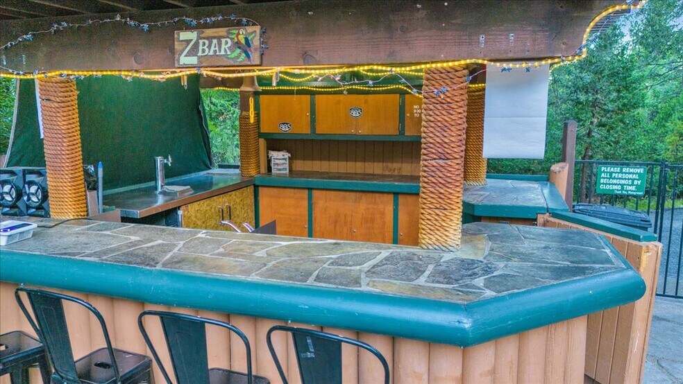 More Photos Of 22732 Middle Camp rd, Sonora Hotel For Sale