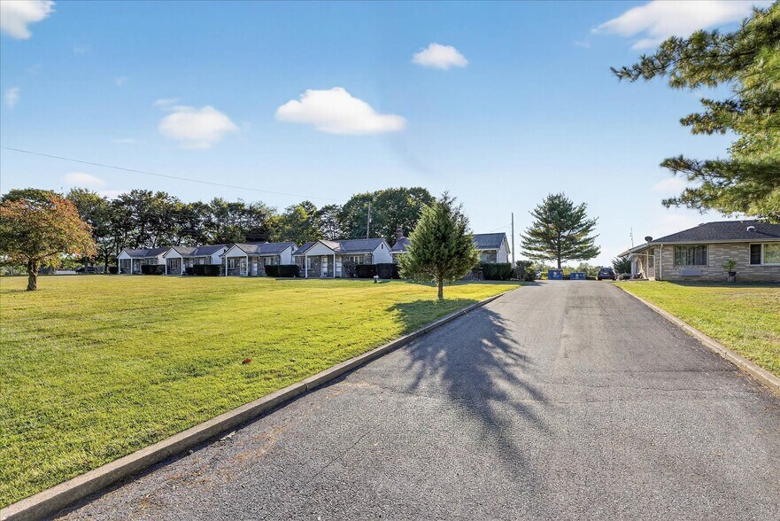 More Photos Of 9097 Allentown Blvd, Grantville Apartments For Sale