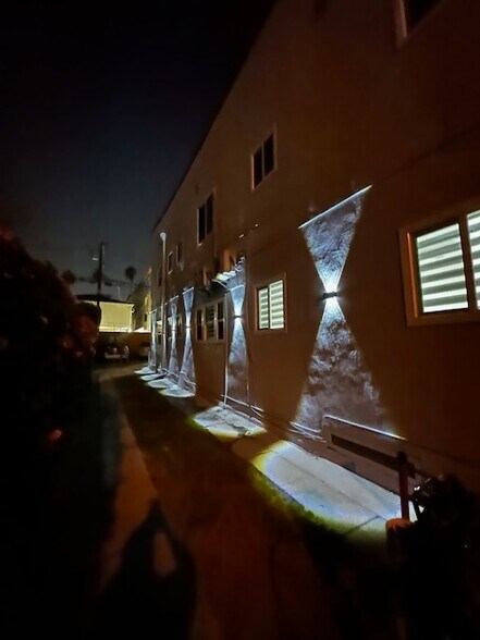 More Photos Of 801 N Alexandria Ave, Los Angeles Apartments For Sale