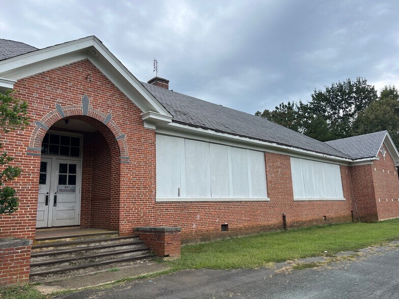 More Photos Of 29406 James Madison Hwy, Arvonia Schools For Sale