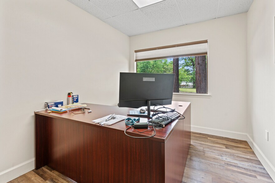 More Photos Of 660 N State St, Ukiah Medical For Sale