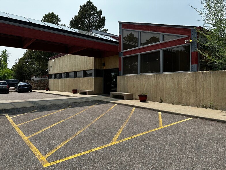 More Photos Of 1805 Kipling St, Lakewood Medical For Lease