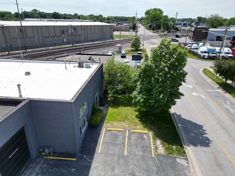 More Photos Of 4135 W 123rd St, Alsip Warehouse For Lease