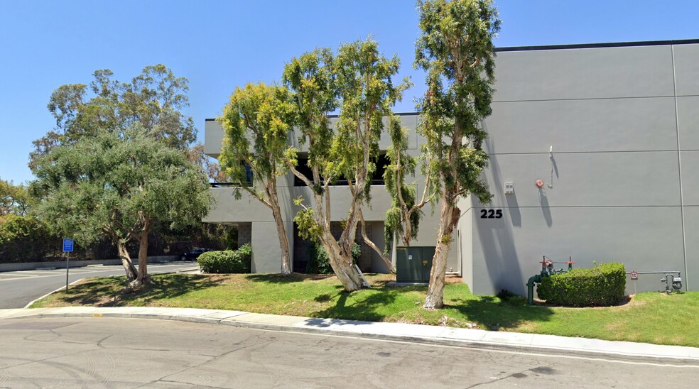 Primary Photo Of 225 Parkside Dr, San Fernando Distribution For Lease