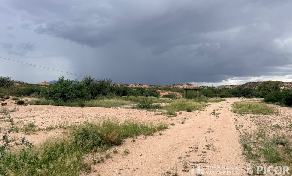 More Photos Of 1079 W 4th St, Benson Land For Sale