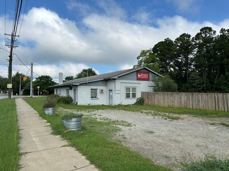 Primary Photo Of 807 Center St, Apex Warehouse For Lease