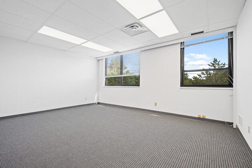 More Photos Of 344 Main St, Mount Kisco Medical For Lease