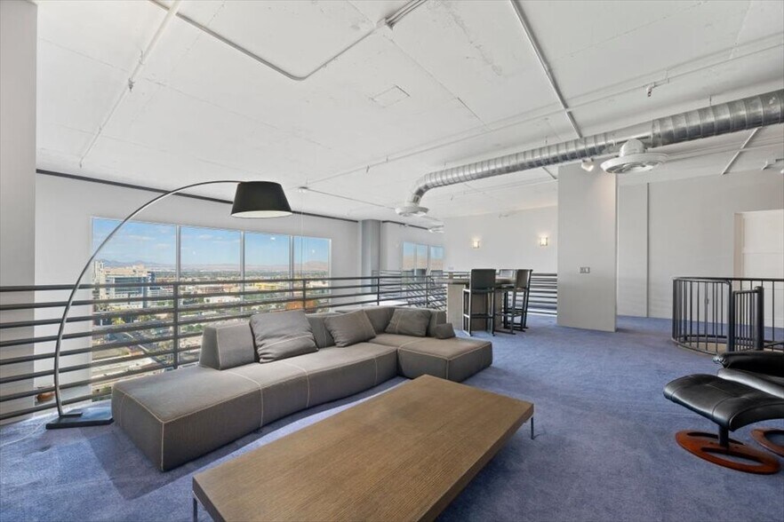 More Photos Of 900 S Las Vegas Blvd, Las Vegas Apartments For Sale