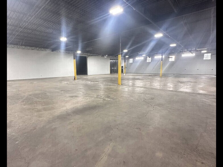 More Photos Of 2500 Production Dr, St Charles Manufacturing For Lease