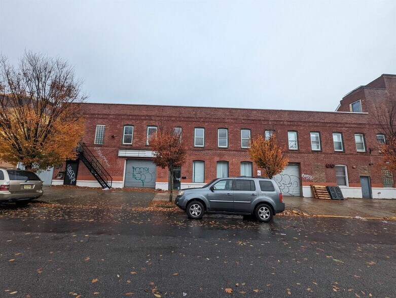 More Photos Of 13-31 New York Ave, Newark Industrial For Sale