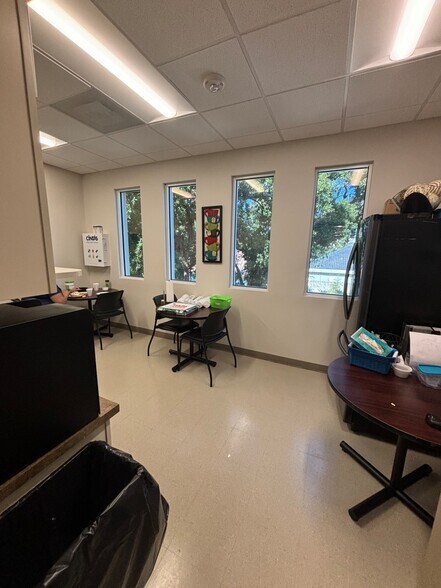 More Photos Of 2701 W St Isabel St, Tampa Medical For Sale