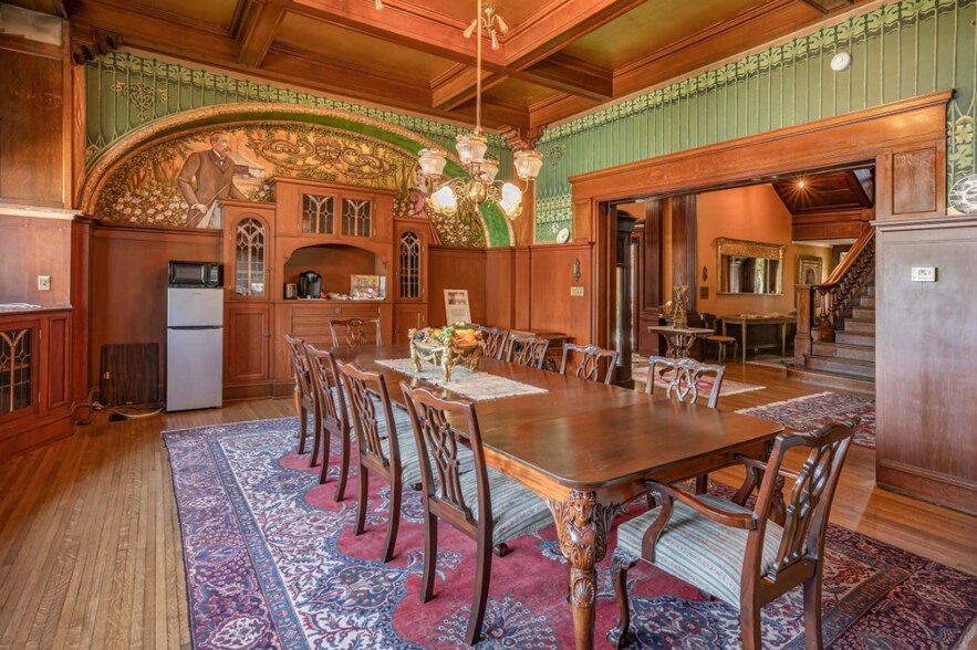 More Photos Of 623 Broadway St, Baraboo Specialty For Sale