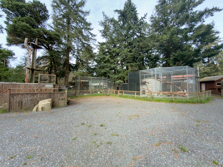 More Photos Of 46914 US-101, Bandon General Retail For Sale