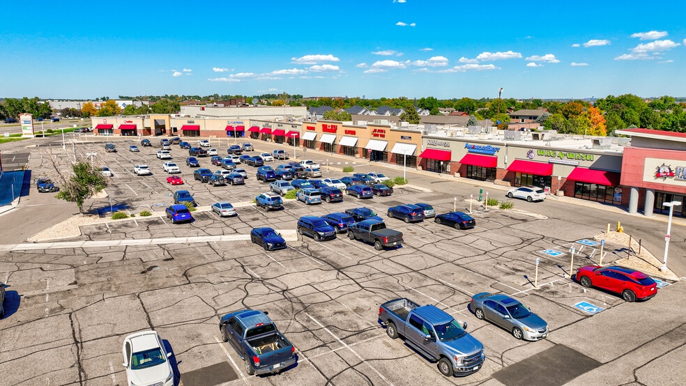 More Photos Of 5056-5076 S Wadsworth Blvd, Littleton Unknown For Lease