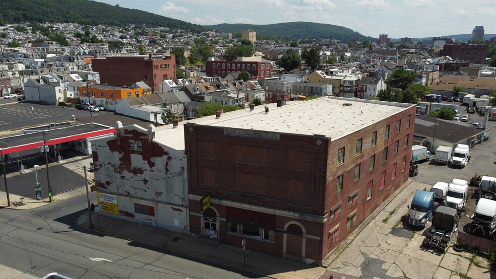 More Photos Of 722 Spring St, Reading Manufacturing For Sale