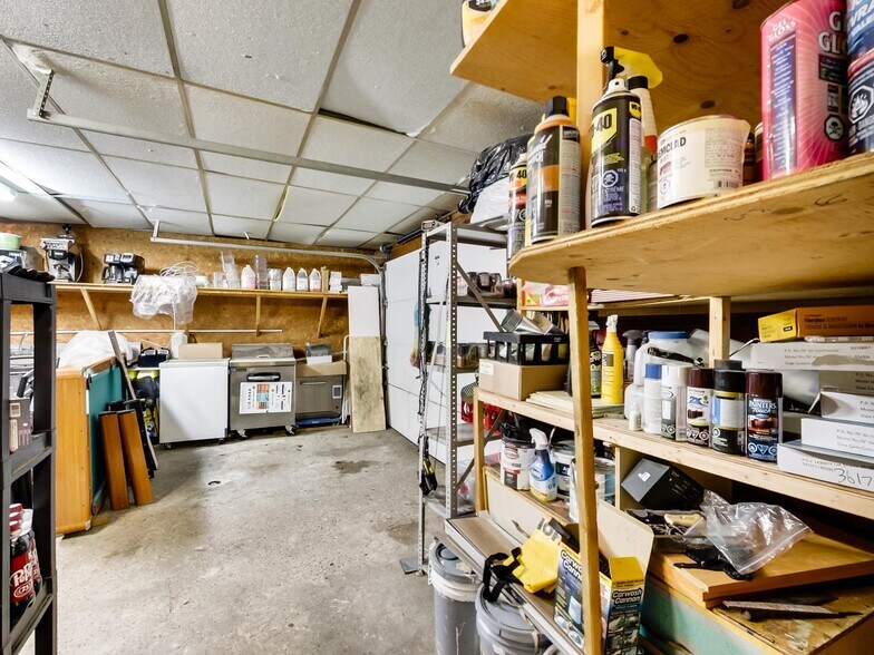 More Photos Of 44 Francis St, Hamilton Flex For Sale