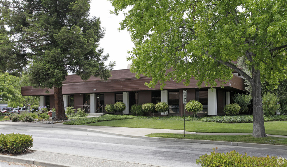 Primary Photo Of 39039 Paseo Padre Pky, Fremont Office For Lease