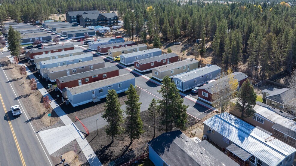 More Photos Of 51395 Preble Way, La Pine Manufactured Housing Mobile Home Park For Sale