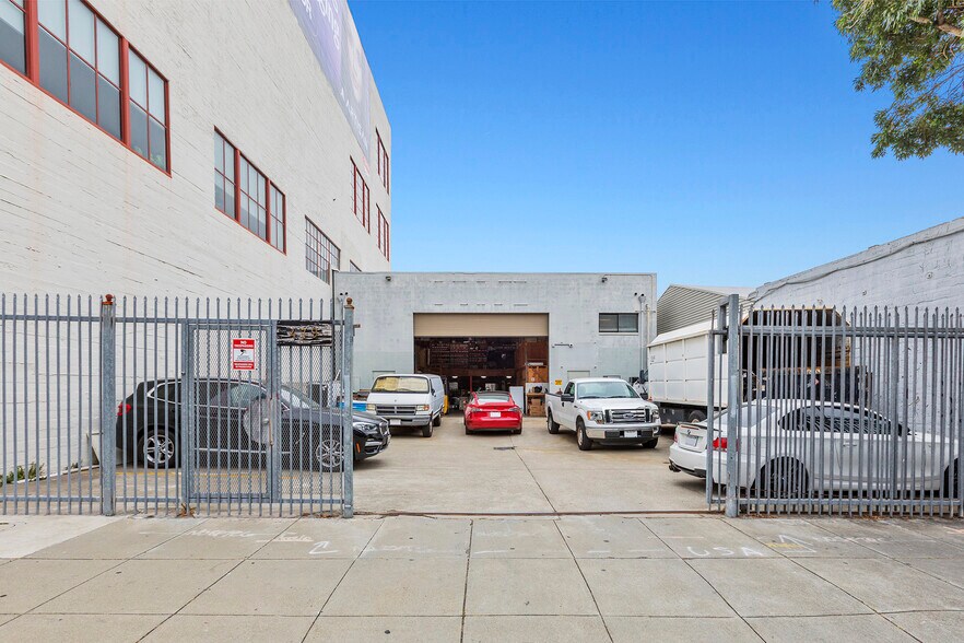 Primary Photo Of 479 10th St, San Francisco Service For Sale