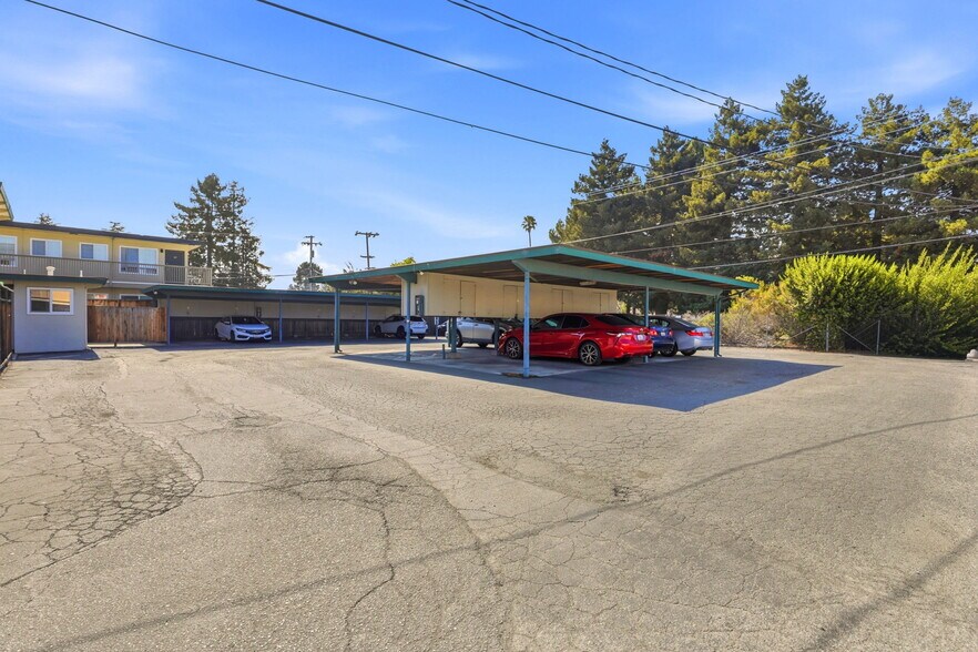 More Photos Of 511 Walker Dr, Mountain View Apartments For Sale