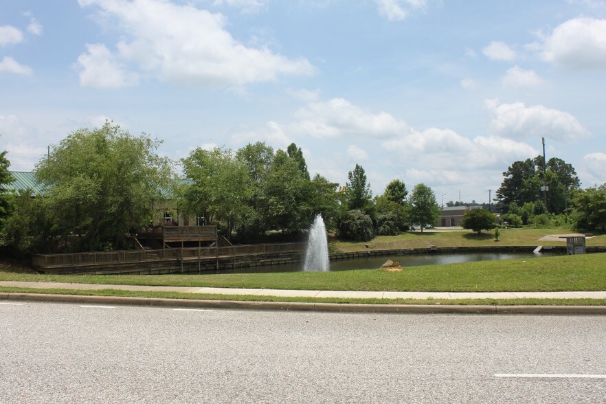 More Photos Of 2328 S College St, Auburn General Retail For Sale