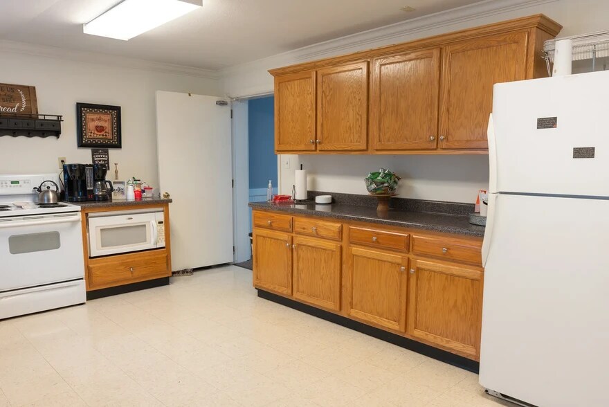 More Photos Of 8159 Standifer Gap Rd, Chattanooga Religious Facility For Sale