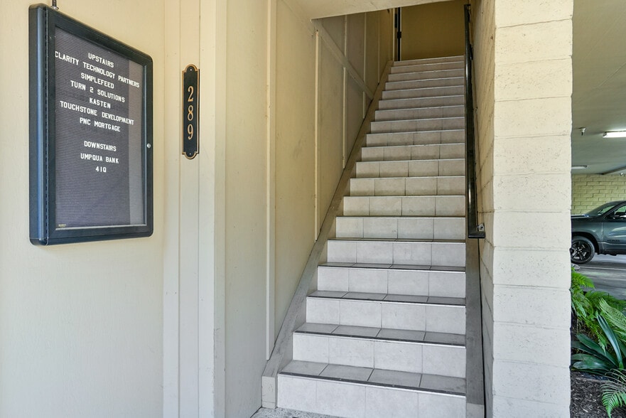 More Photos Of 289 S San Antonio Rd, Los Altos Office For Lease