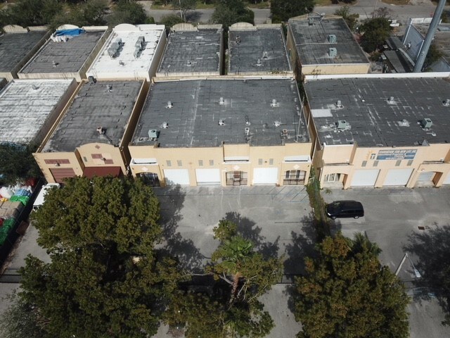 Primary Photo Of 2311-2319 W 78th St, Hialeah Warehouse For Lease