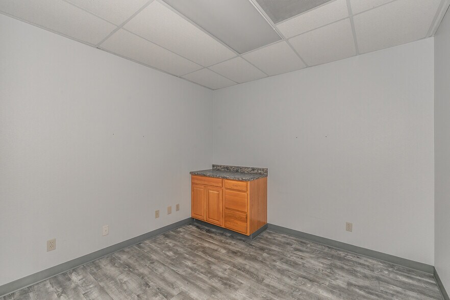 More Photos Of 2014 Justin Rd, Highland Village Medical For Lease