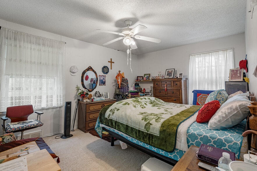 More Photos Of 1424 S 55th St, Kansas City Religious Facility For Sale