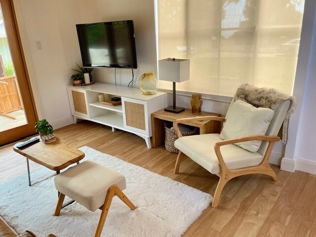 More Photos Of 27353 1/2 Pacific Coast Hwy, Malibu Apartments For Sale