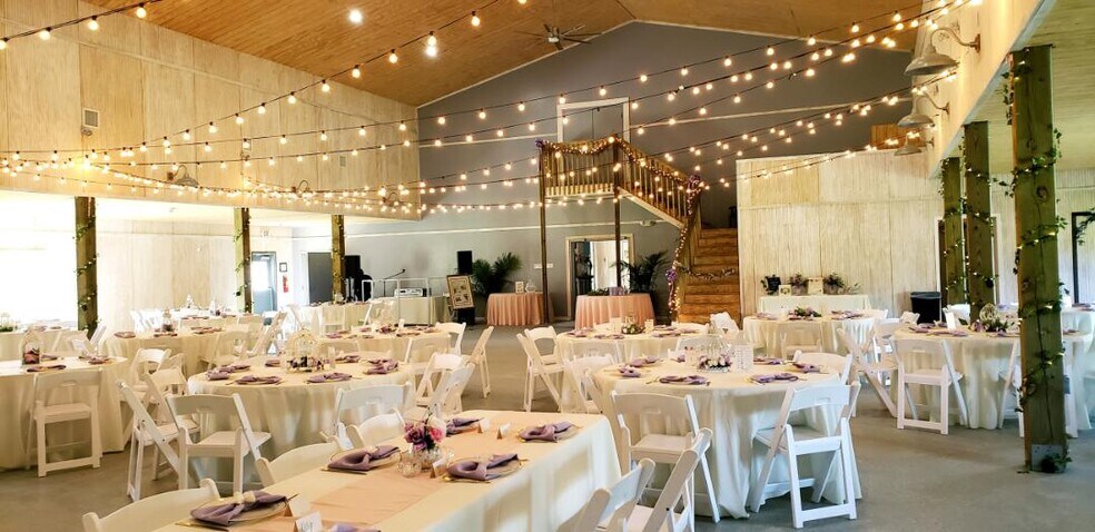 More Photos Of 95 Dot Ln, Tabor City Winery Vineyard For Lease