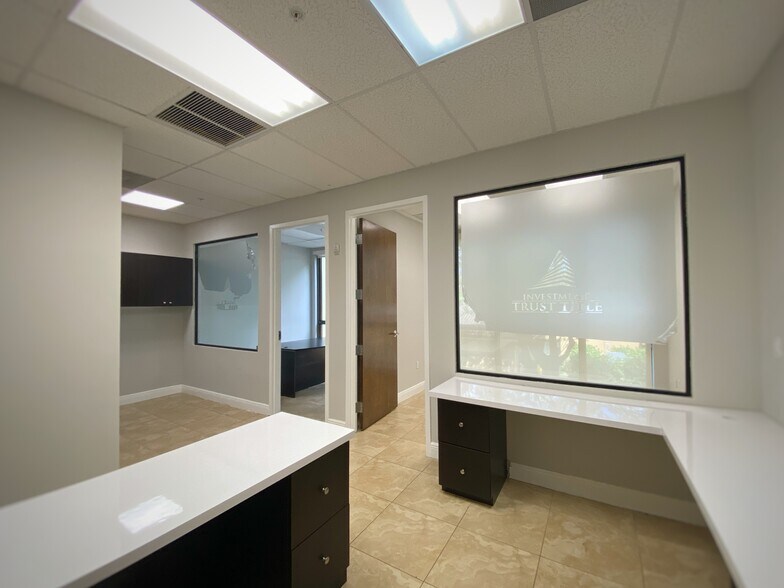 More Photos Of 14125 NW 80th Ave, Miami Lakes Office For Sale