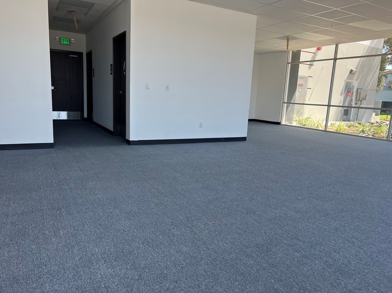 More Photos Of 11295 Inland Ave, Jurupa Valley Manufacturing For Sale