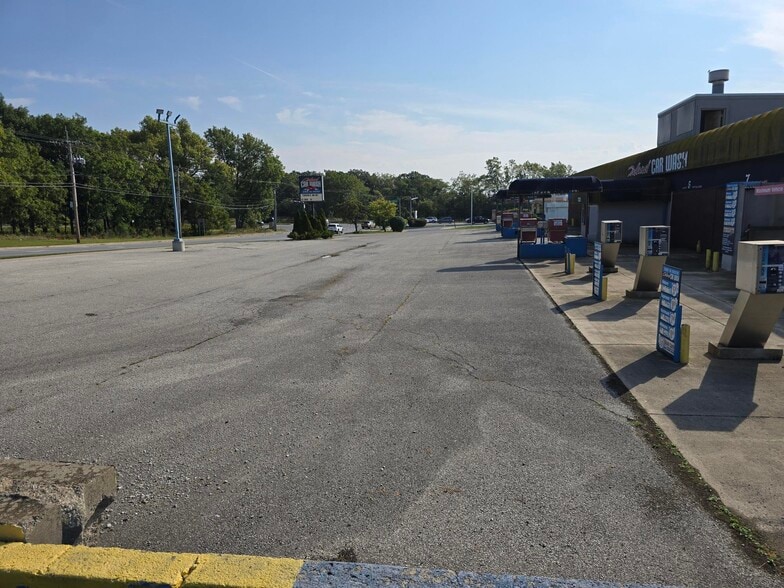 More Photos Of 7225 W 151st St, Orland Park Carwash For Sale