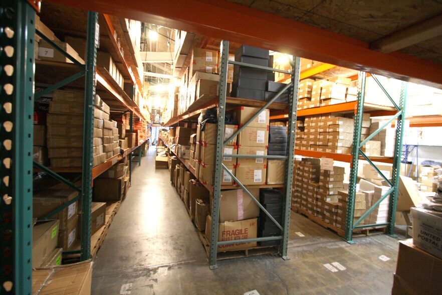 Primary Photo Of 1722 Santee St, Los Angeles Warehouse For Lease