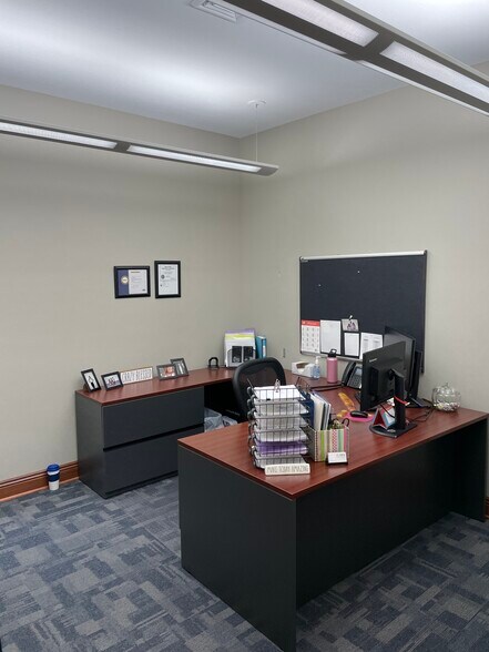 More Photos Of 3745 Medina Rd, Medina Office For Lease