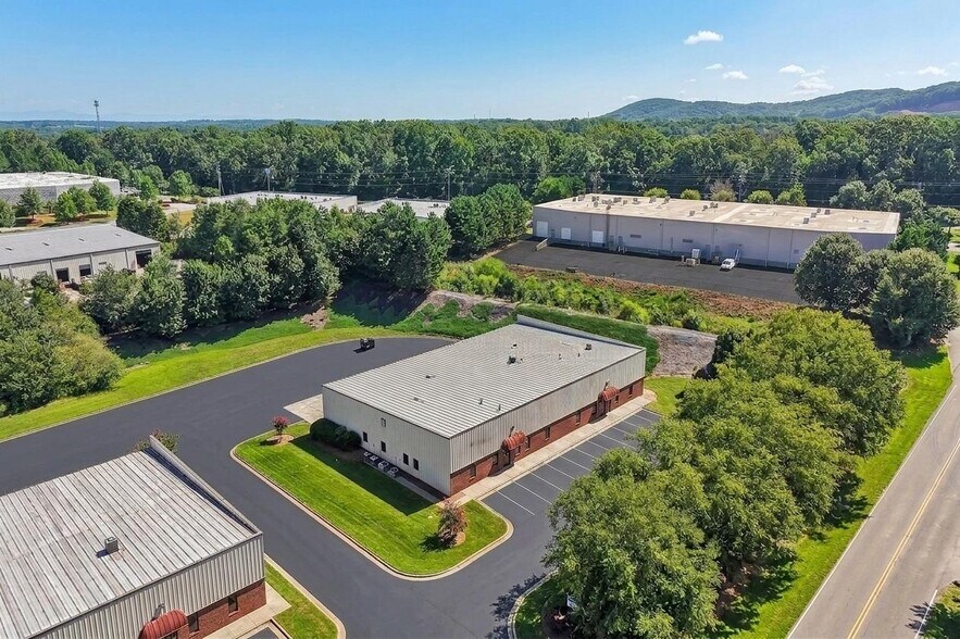 More Photos Of 4665 Church Rd, Cumming Warehouse For Sale