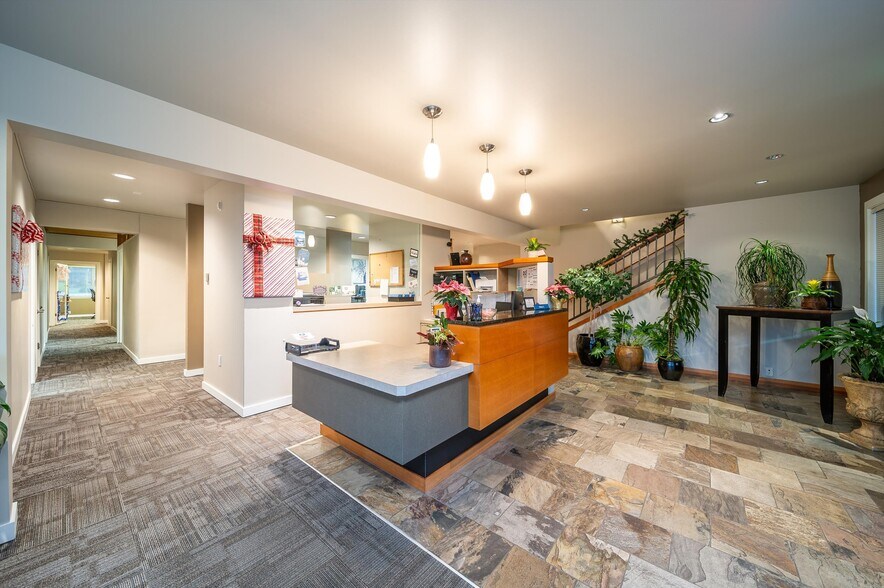 More Photos Of 1400 Broadway, Bellingham Office For Lease