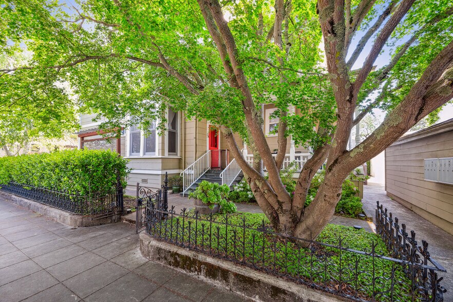 More Photos Of 1645 Main St, Napa Apartments For Sale