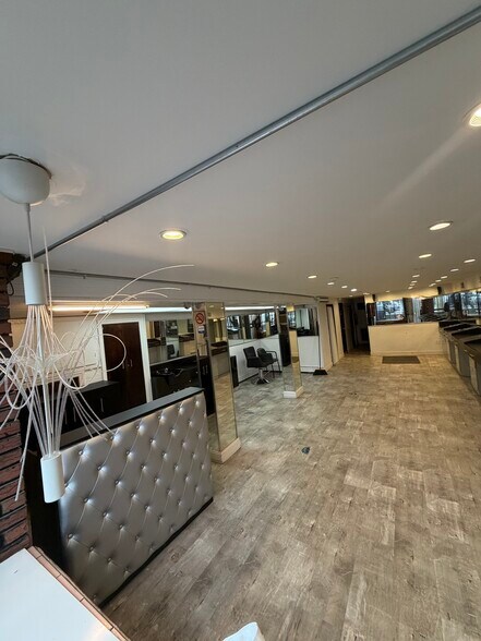 More Photos Of 7508 Metropolitan Ave, Middle Village Storefront Retail Residential For Lease